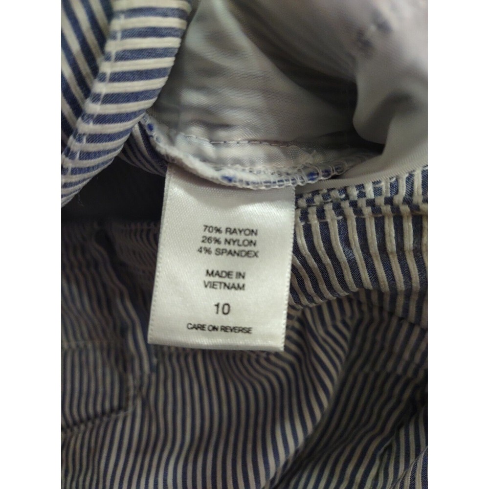 7th Avenue Capri Pants Size 10 Gray And White Stripes - Picture 8 of 8
